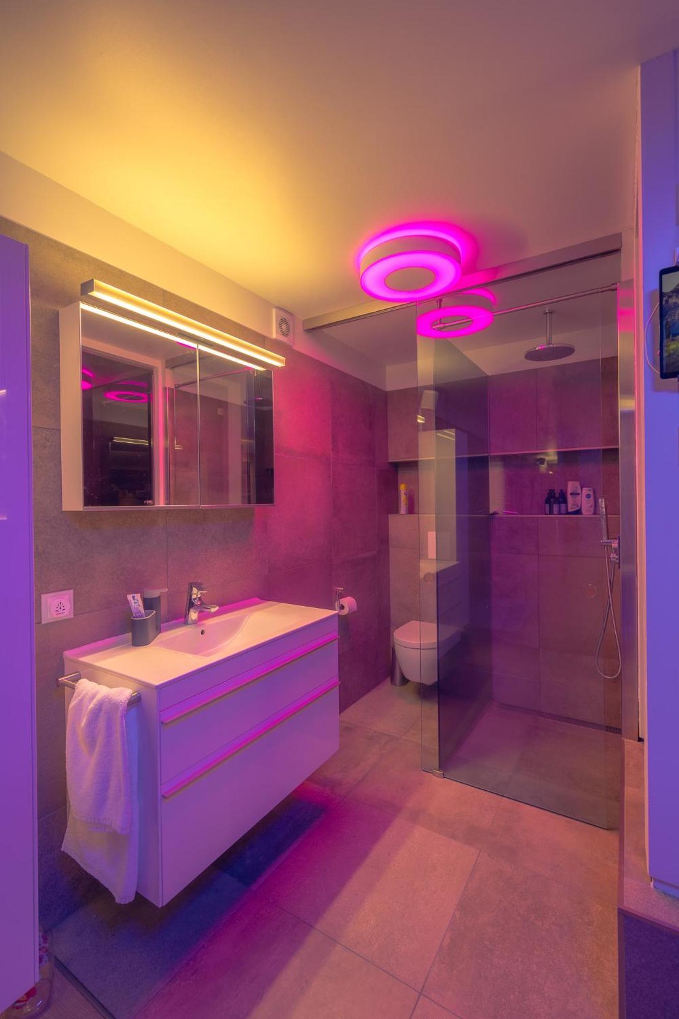 Smart Luxury - Private Gym, Hot Tub & Sauna Keflavík Eksteriør bilde